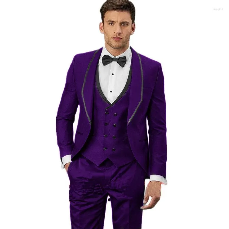 Garnitury męskie 3 sztuki Purple Wedding Mens Suit for Groom Tuxedos Slim Fit PROM PROMET CELD MOD MADE MADE CHEATS CEAD MALE Ubrania