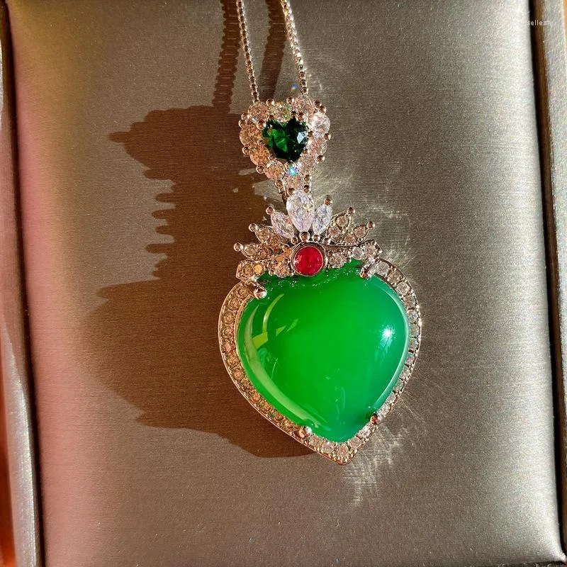 Catene Collana in argento S925 di alta qualità con pendente a cuore verde adatto per regali di coppia