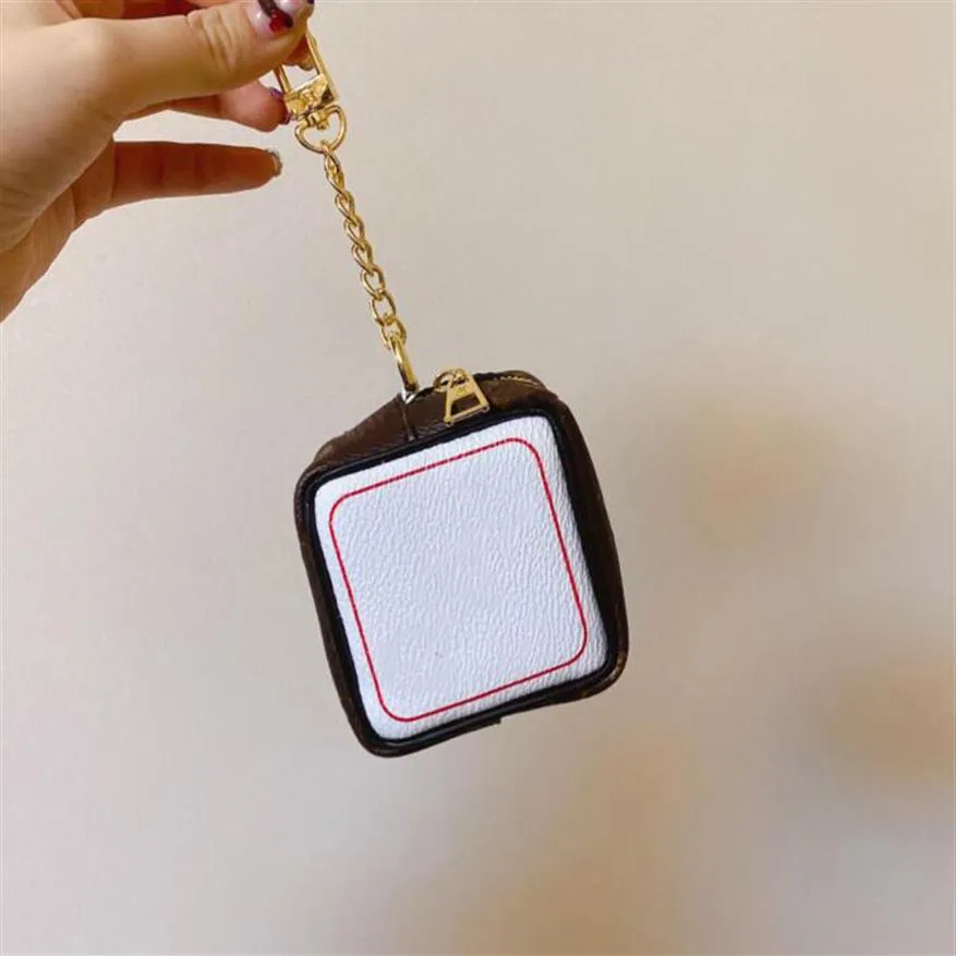 2021 Dice Letter High Quality Wallet Key Chain Accessories Unisex Designer Coin Case Key Ring PU Leather Pattern Car Purse Keychai259A