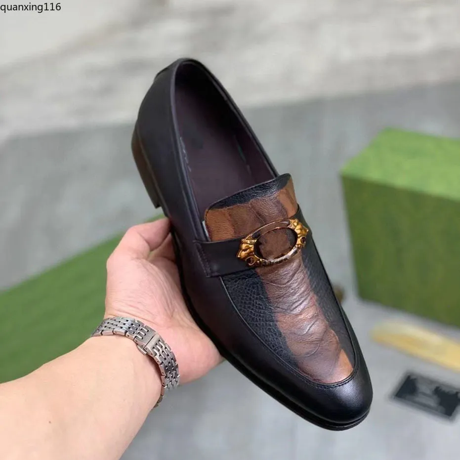 2023 Formelle Kleidschuhe, handgefertigt, Brogue-Stil, echtes Leder, Party- und Hochzeitsschuhe, Markendesigner, Freizeit, Herren, gestrickte Wohnungen, Oxfords, Größe 38–45 kmj qx116000002