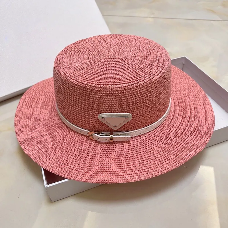 Cappelli a secchiello in paglia a tesa larga Cappelli Fedora per uomo Donna Designer Protezione solare Primavera Estate Autunno Spiaggia Vacanza Fuga Copricapo piatto con fascia bianca Rosa