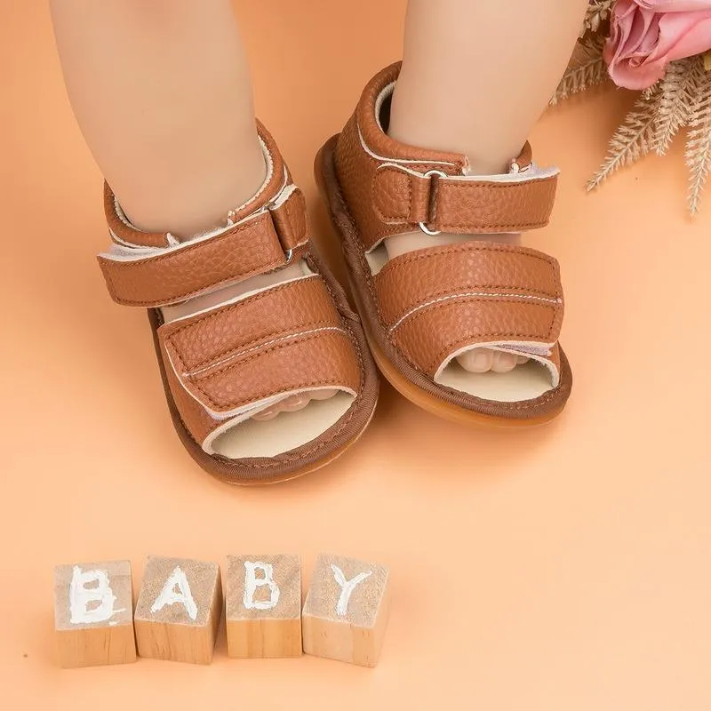 Sandals Kidsun Sapatos de bebê Sapatos Criança de couro de borracha não deslizamento Garota plana macia First Walkers Berço infantil 0-18m