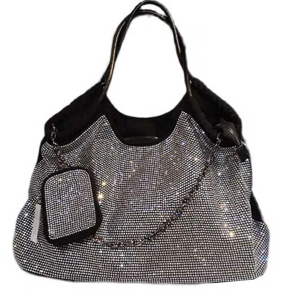 Bling Rhinestones Bucket Women Tygväska med diamanter Casual stor handväska och handväska Crystal Stylish Crossbody Bags Chain 230315