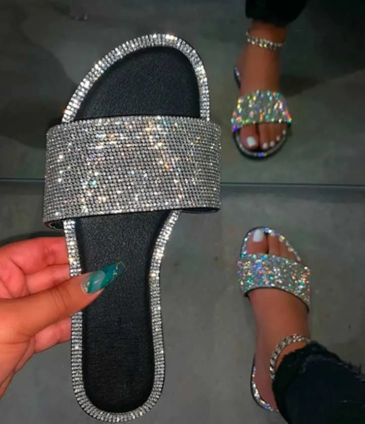 Slippers Glitter Slippers Women Summer Sandals 2020 Fashion Bling Female Candy Color Flip Flops Beach Diamond Flat Shoes Outdoor Sandals Z0317