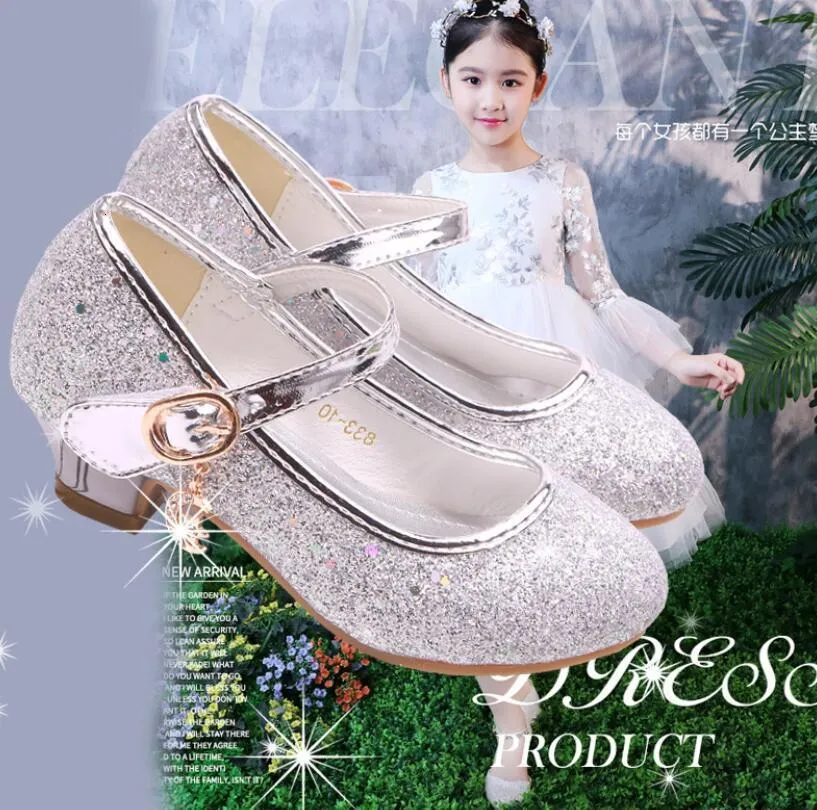 Sandals Girls Sandals Butterfly Latin Dance Kids Shoes Children High Heel Princess Shoes Glitter Leather Party Dress Wedding 230316