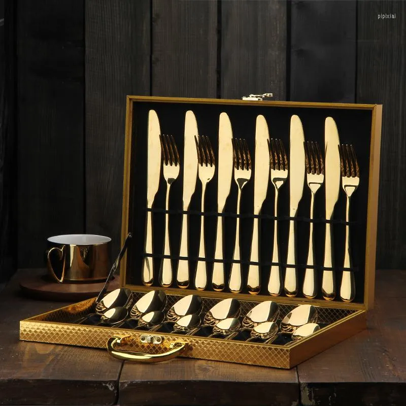 Conjuntos de utensílios de jantar 24 peças Gold Western Knife Forkware Tableware portátil Box de madeira de madeira utensilos de utensílios de presente utensílios de cozinha