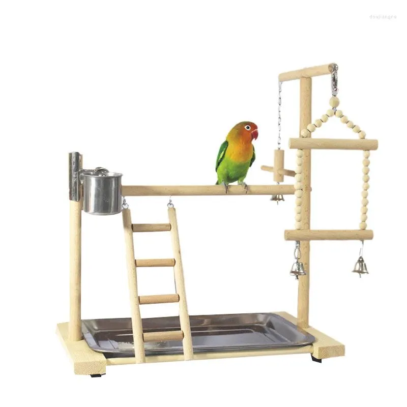 Другие птицы поставляют игровые стойки попугая с чашковыми игрушками для скалолаза