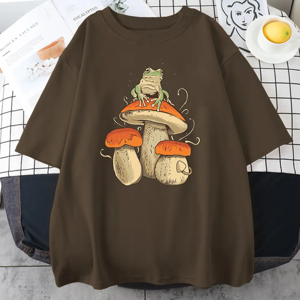 Men's T-Shirts Cottagecore Aesthetic Mushroom Dark Academia Frog Male Tshirts Hip Hop Sweat T-Shirt Summer Tops Cotton Oversize Men Clothes 230317