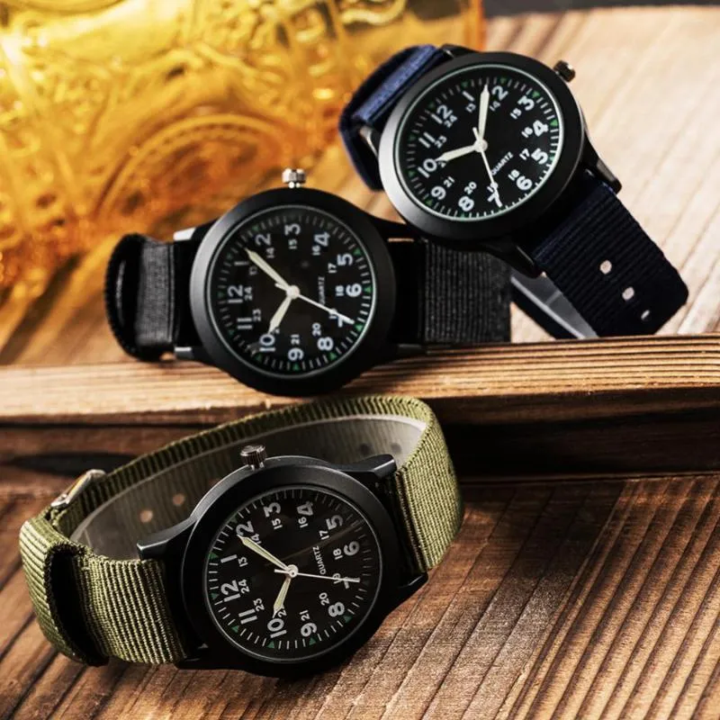 Relógios de pulso relógios masculinos de moda de luxo redondos de canvas de nylon pulseira tira de esportes de negócios ao ar livre