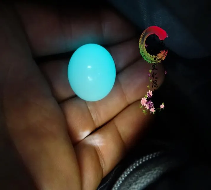 Cheap top natural stone glowing pearl fluorite stone ball luminous ball luminous crystal ball ornaments whole6965084