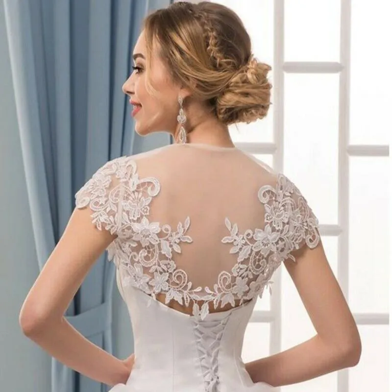 Avvolge giacche da sposa in pizzo anteriore manica aperta con cappuccio Bolero da sposa bianco avorio scialle avvolgente appliques giacca da sposa