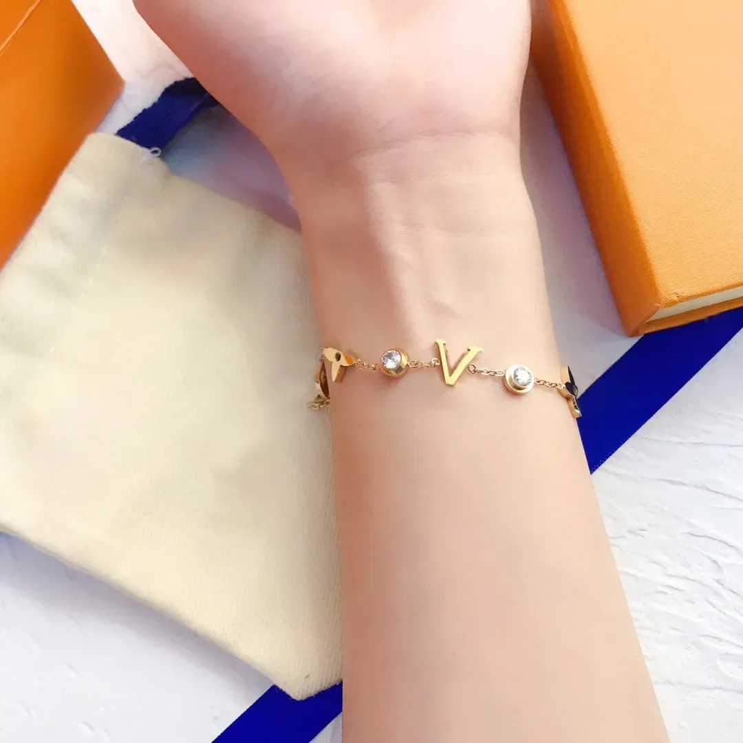 Mode idylle bloesem armbanden vrouwen 18k gele gouddimanten monogram hangers polsband manchet ketting ontwerper brief sieraden roestvrijstalen bruiloftsliefhebbers cadeau