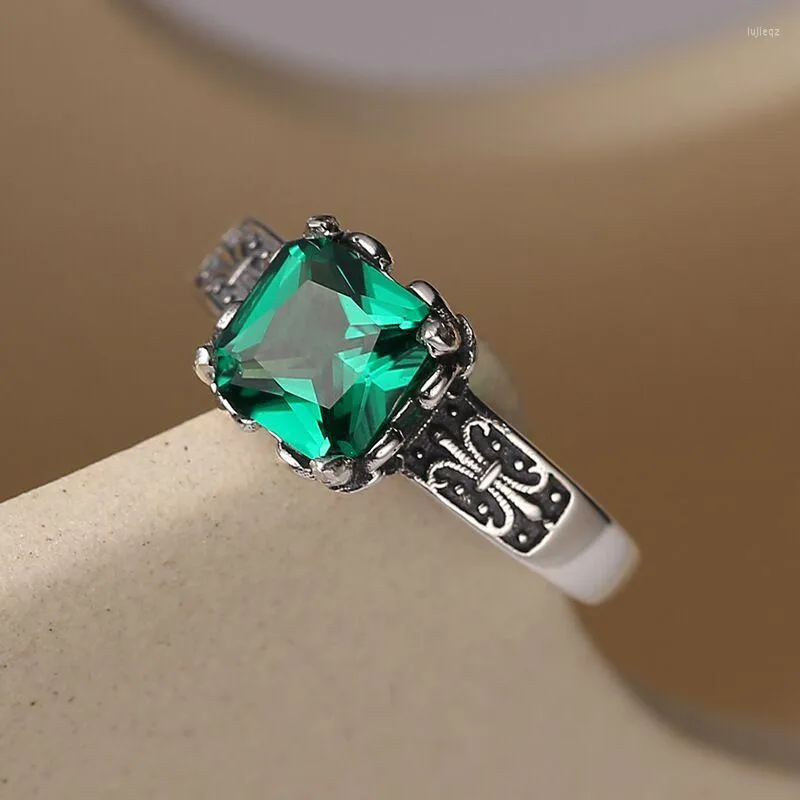 Fedi nuziali Punk Zircone verde per donna Uomo Dito geometrico Boho Gioielli Regalo per amici di festa 2023