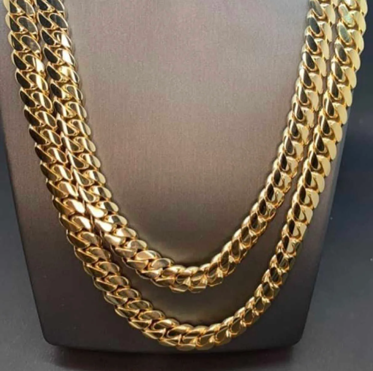 ソリッドゴールドマイアミキューバチェーンネックレス 10K、14K ソリッドゴールドマイアミキューバチェーンネックレス 10K、14K