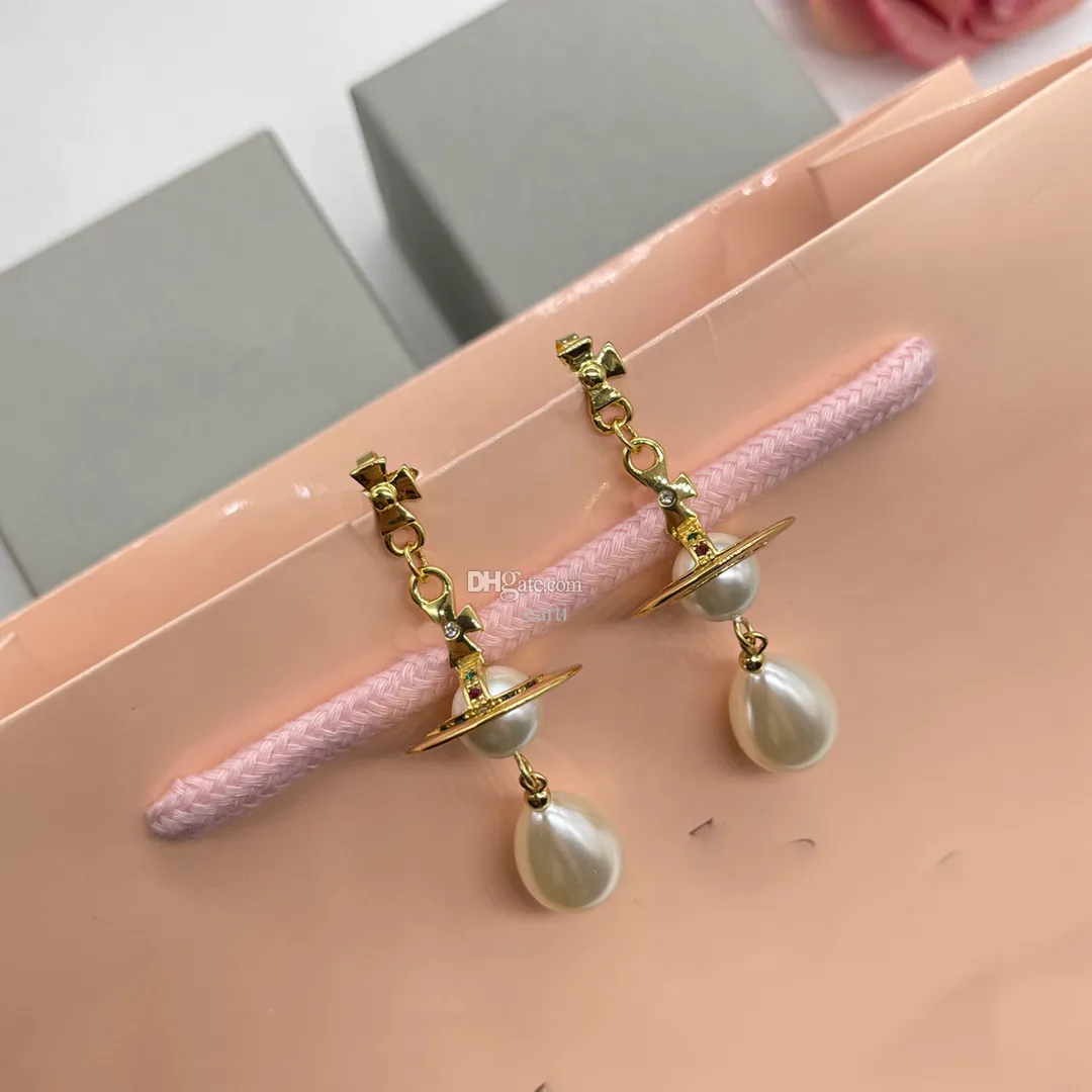 Designer Stud Earrings Vivian Luxury Women Fashion Jewelry Earing Metal Pearl Earring cjeweler Westwood Woman 4545 0W43