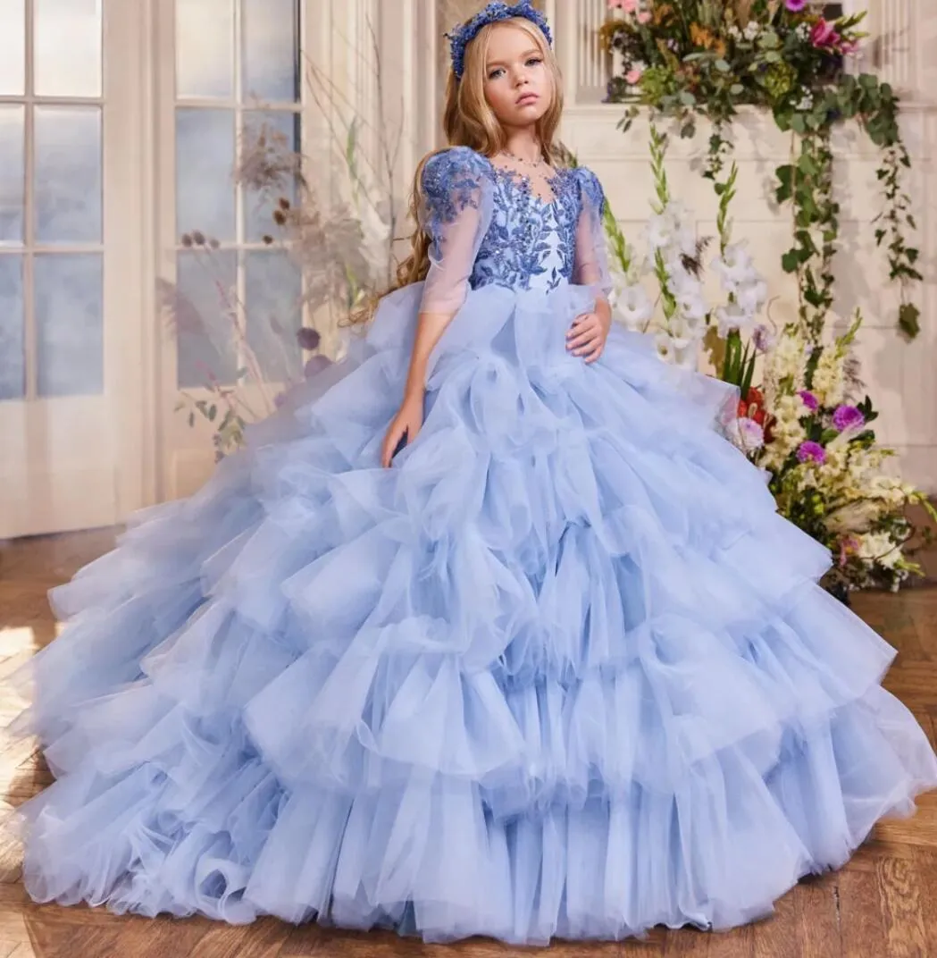 Tiere Flower Girls Dresses 2023 Baby Blue Ruffles Ball Gown Bead Kids Formal Gown Half Sleeve Princess Child Special Occasion Dress E0318