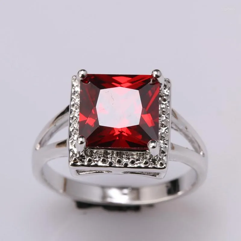 Anneaux de mariage Incroyable Rouge Grenat Argent Plaqué Argent Bijoux US # Bague Solitaire Taille 6/7 8 9 S1688