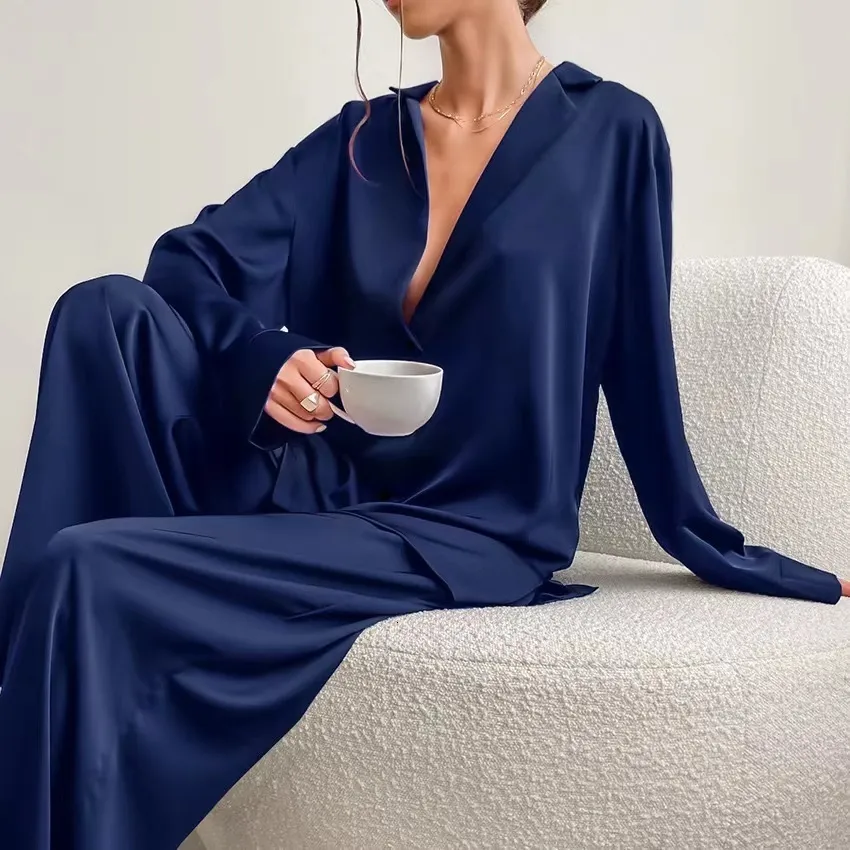 Kvinnor Tvådelade byxor Autumn Winter Satin Silk Sleepwear Elegant Women Lose Long Sleeve Low Cut Sexy Pyjamas Female Tracksuit Set 230317