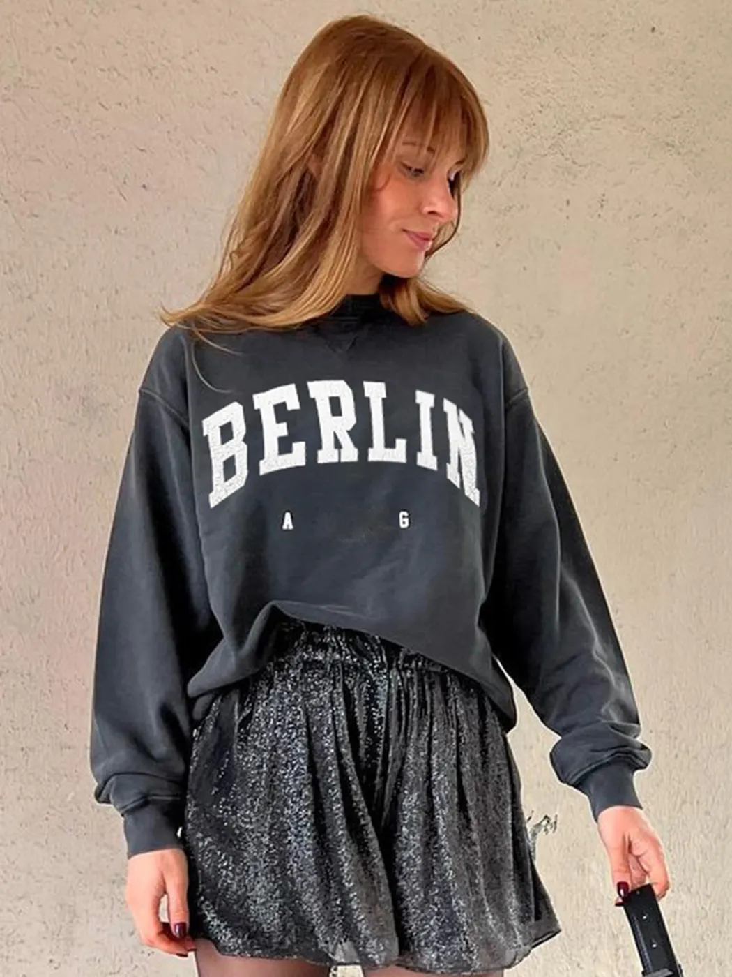 Kvinnor Hoodies Sweatshirts Berlin bleknade Sweatshirt Kvinna Autumn Winter Cotton Cozy Femme Casual Vinatge Rock Washed Black Pullover Tops 230317