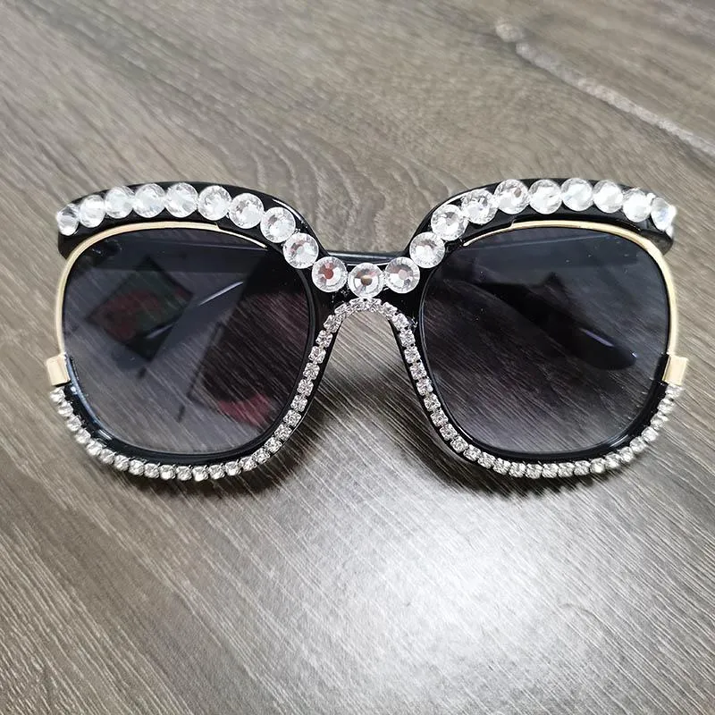 Solglasögon typ lyxig diamant strass trim ovala glasögon ram uv400 skydd dagliga dekoration glasessunglasses