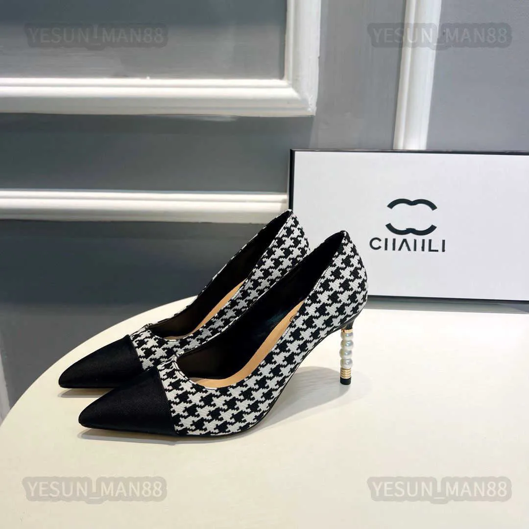 Elegant Womens Dress Shoes Classic Pointed Toe Heels, Stylish