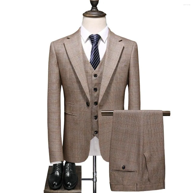 Garnitury mężczyzn 2023 Autumn Suit for Male Formal Business Three Piece Plaid Fit Fit Bridegroom Wedding Casual Costume Małżeństwo Homme