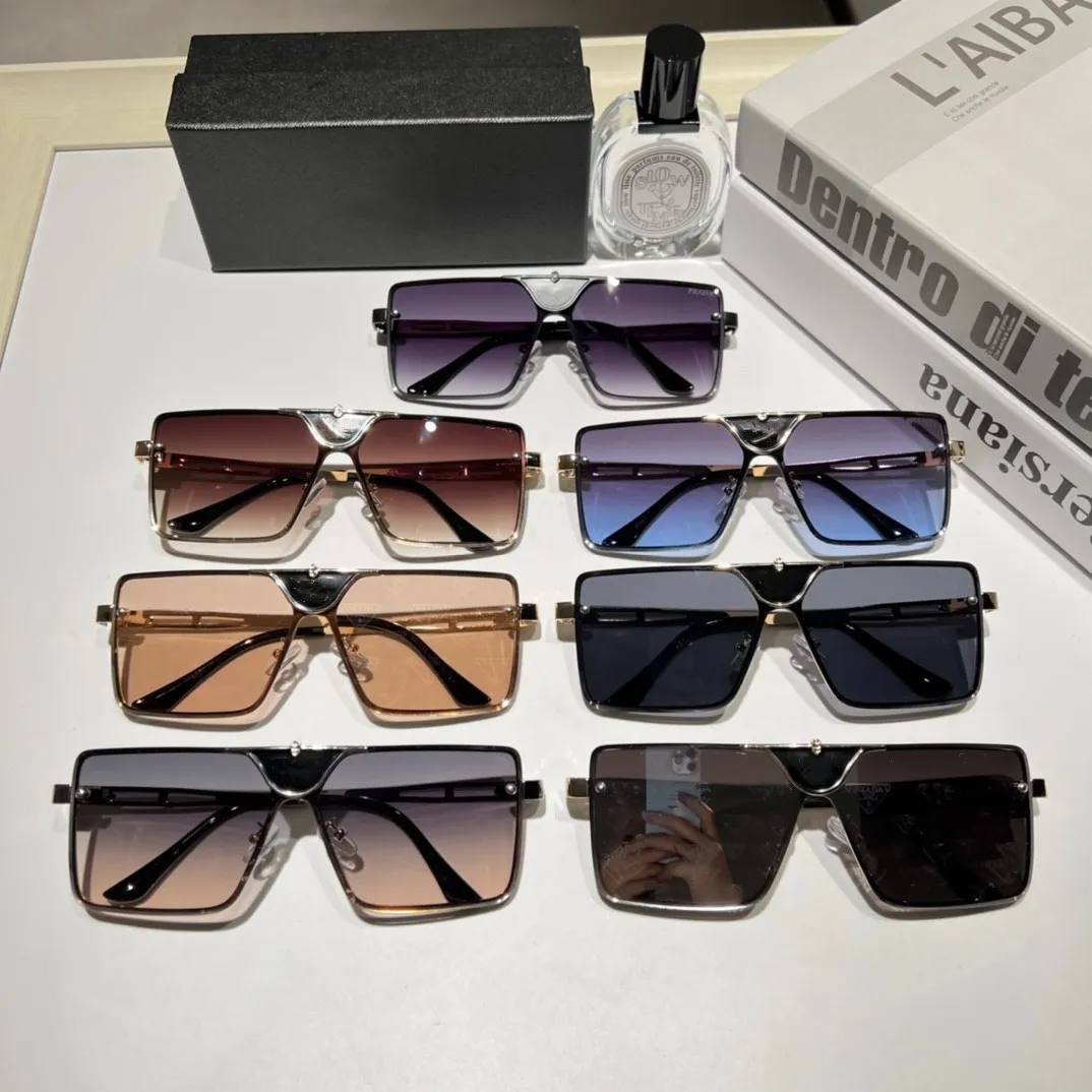 Kadınlar için lüks Moda Güneş Gözlüğü sıcak tasarımcı Yaz 8346 Stil Anti-Ultraviyole Retro Plaka Kare Tam Çerçeve Gözlük Rastgele Kutu