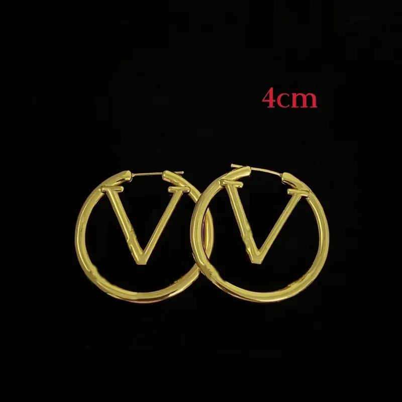 Gold Hoop Concise örhängen för Lady Women 4cm Big Party Wedding Lovers Gift Engagement Jewelry Bride