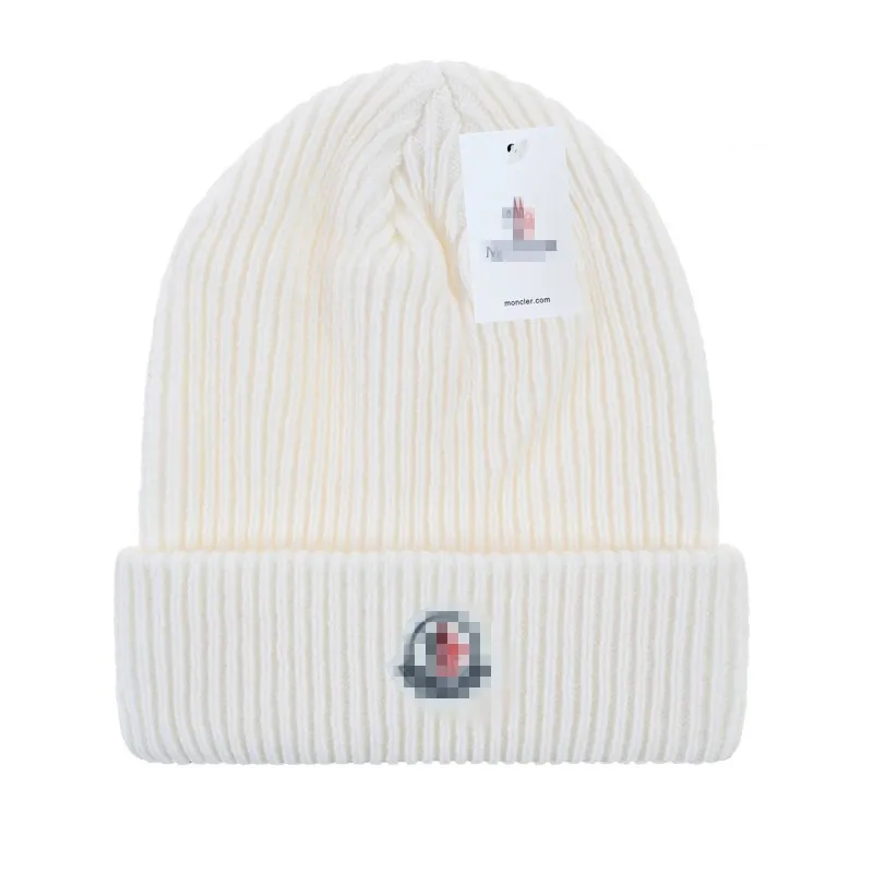 Premium Quality Knitted Beanie Skull Caps: Popular, Warm  display picture 3