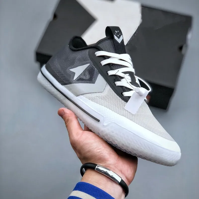 Mens Breathable Canvas Basketball Sneakers Low Cut Lace Up Comfortable Sports Shoes With Rubber Outsole Blue White Black 2024 From Stockmalls 52.27 DHgate.Com