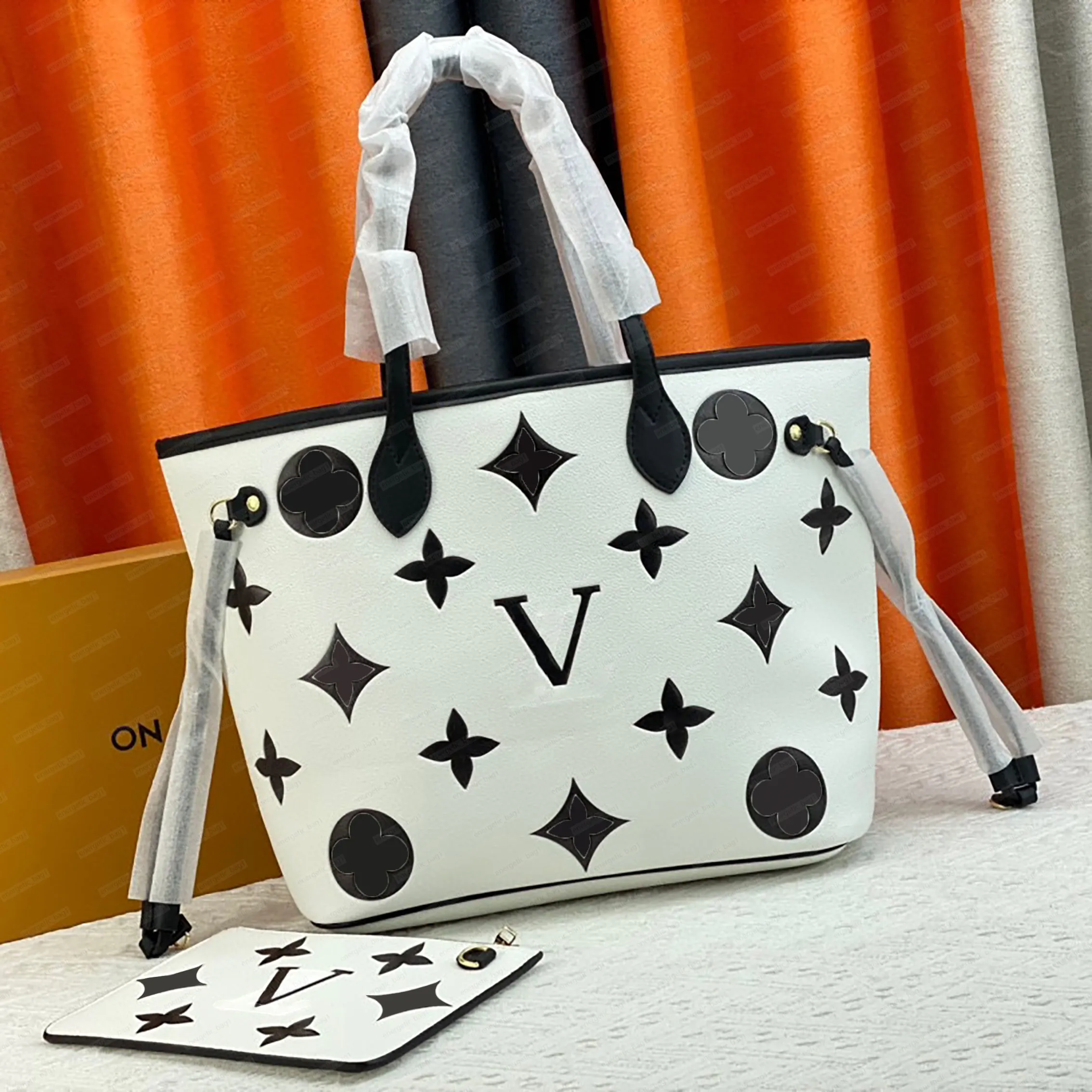 Genuine Leather Designer Tote Clutch Set Fashionable Large Capacity Embossed Shoulder Bag with Purse for Moms