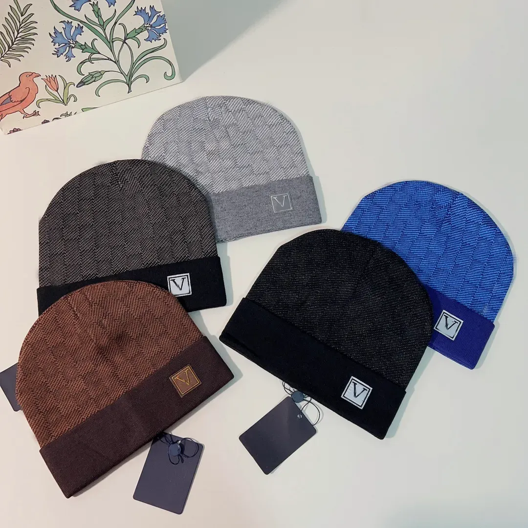 Gorro de invierno para hombre de diseñador, gorro cálido de algodón tejido Unisex, gorro de punto Universal a la moda, gorros de calavera cálidos para exteriores de lana de otoño