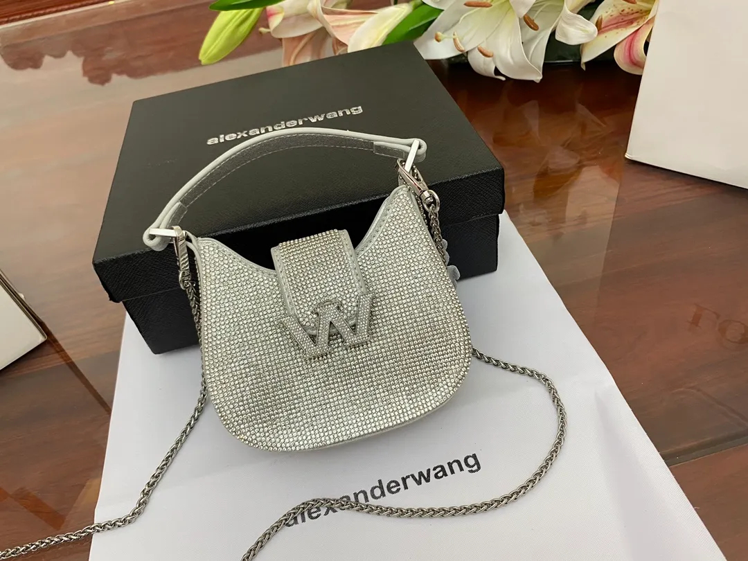 Diamond shoulder bag clearance