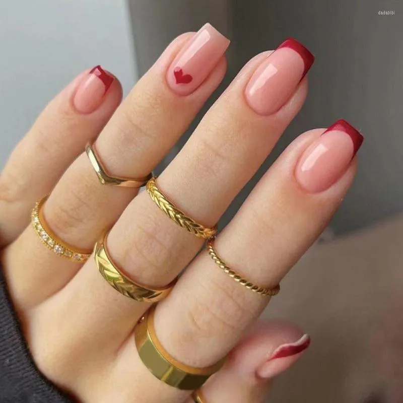 Falska naglar 24 st/låda kort fyrkantig röd liten kärlek hjärta franska falska nialar avtagbara nagelips Tryck på DIY Manicure