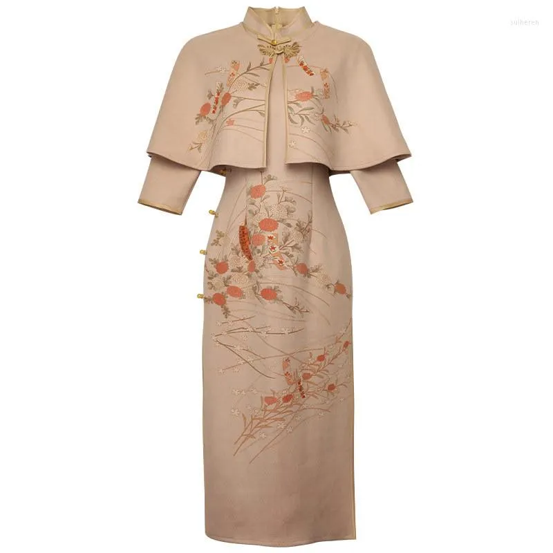 Etniska kläder beige 3/4 hylsa lång cheongsam set med sjal mocka smal klänning eleganta traditionella aftonklänningar och wrap qipao