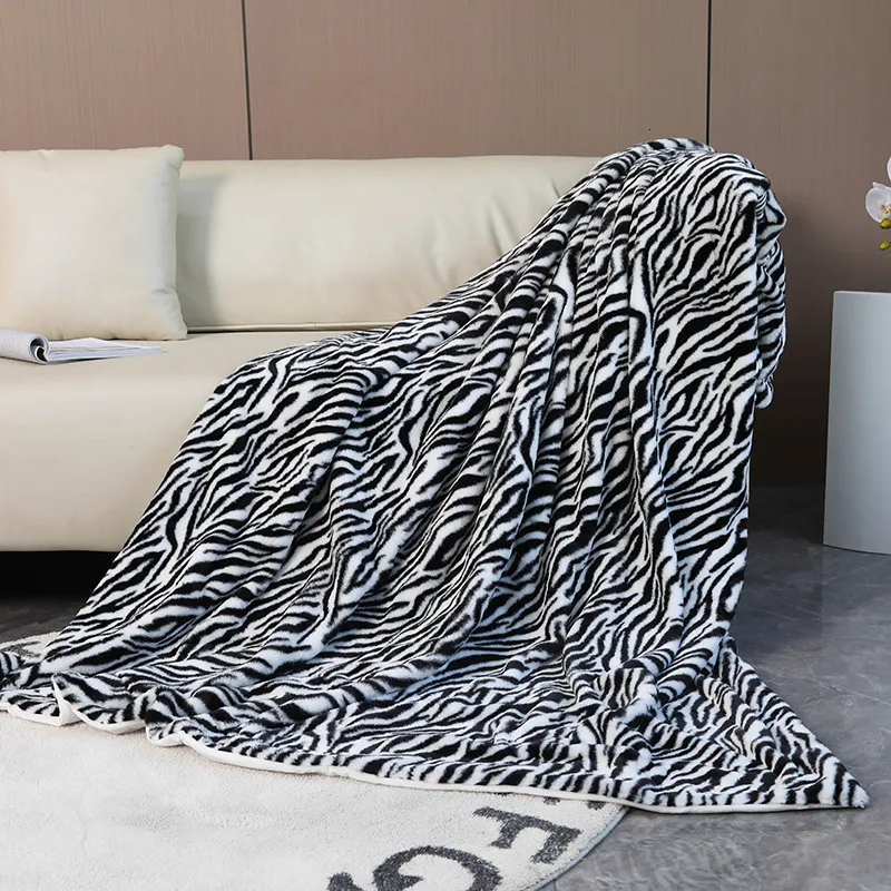 Filtar zebra randig kast filt mode jacquard tryck kanin fuzzy pälssoffa täcker sjal sängäcke super mjuka varma plysch filtar 230320