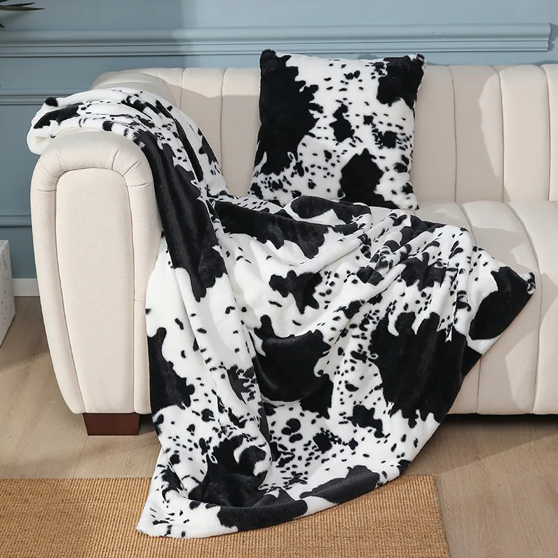 Blankets Super Soft Cow Pattern Plush Blanket Animal Cow Skin Printed Pillowcase Home Sofa Office Travel Warm Comfortable Throw Blankets 230320
