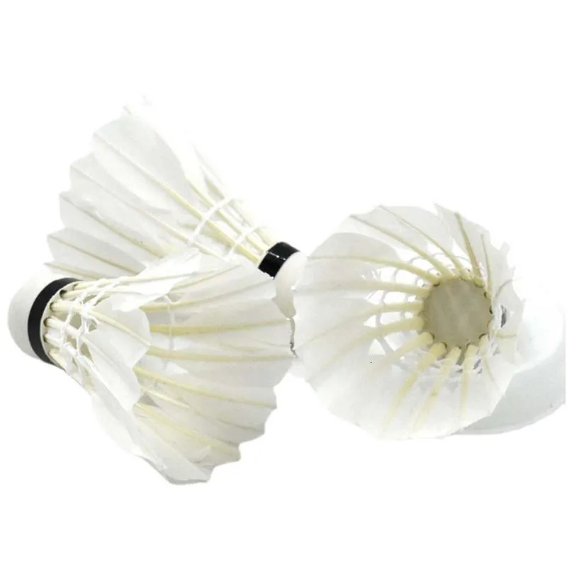 Improve Your Game With A Wholesale badminton shuttlecock china 
