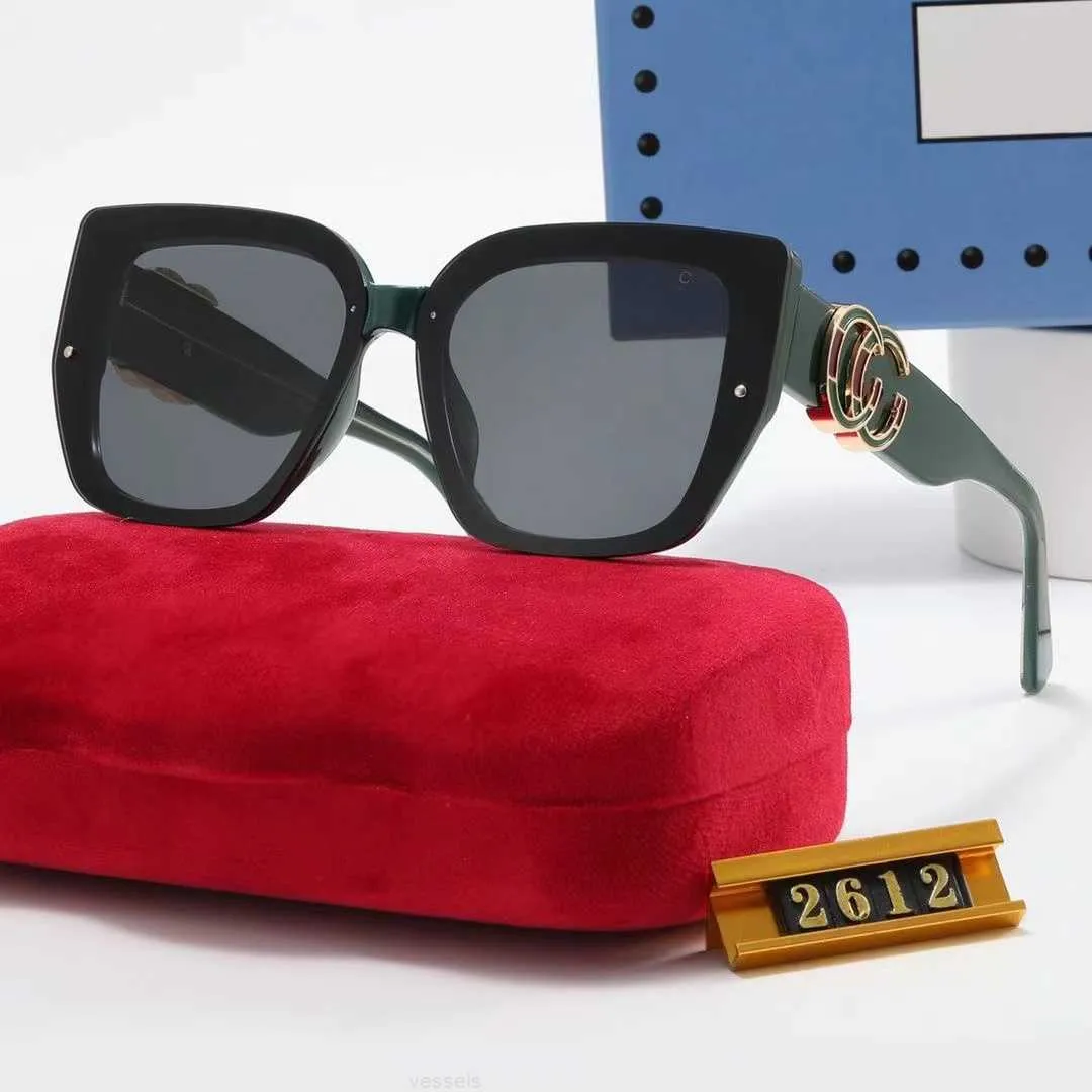 Sunglasses Designer sunglasses luxury Sunglass personality UV resistant popular men women Goggle For Women eyeglasses frame Vintage Metal Sun Glasses