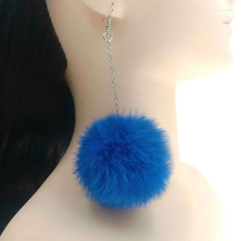 Boucles d'oreilles pendantes 1 paire Pom Ball longue boucle d'oreille belle femmes fausse fausse fourrure pendentif hiver fête dîner bijoux décoration