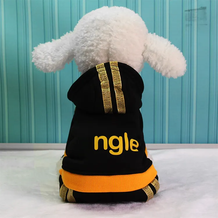 犬の服のペット服秋と冬のVIP Bichon Pomeranian Puppy四本足のペット衣類品質価格工場直接販売