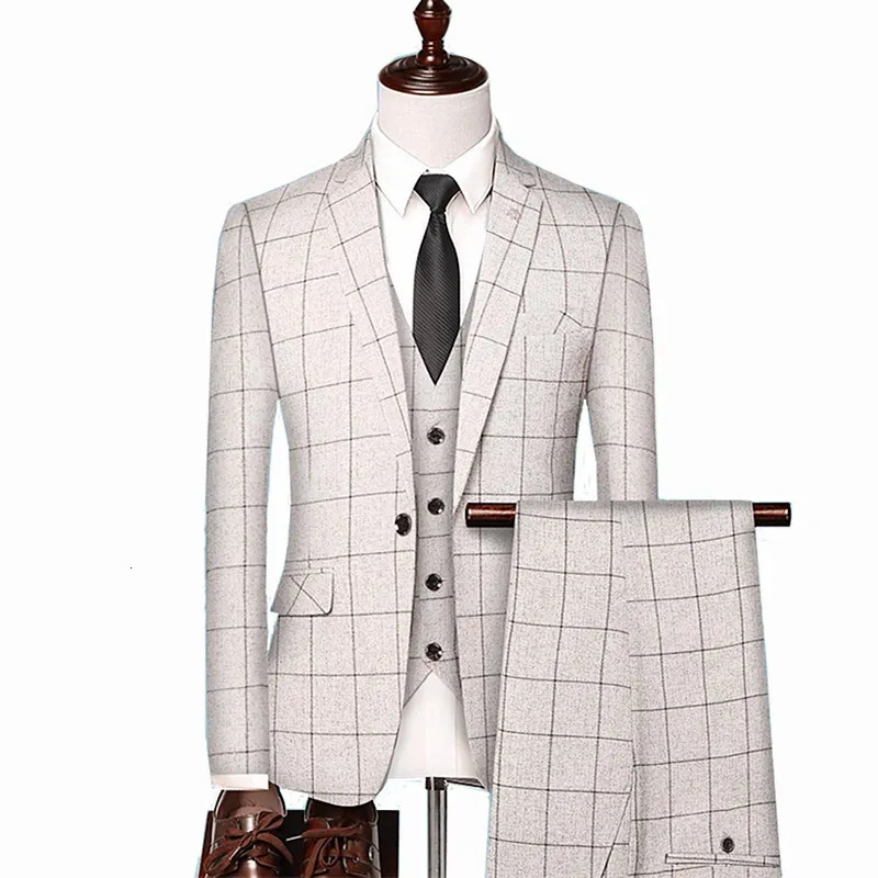 Ternos masculinos Blazers Estilo Britânico Homens Xadrez Colete Blazer Calças 3 Peças Conjunto Masculino Moda High End Slim Casamento Banquete Business Terno Casaco Casaco 230320