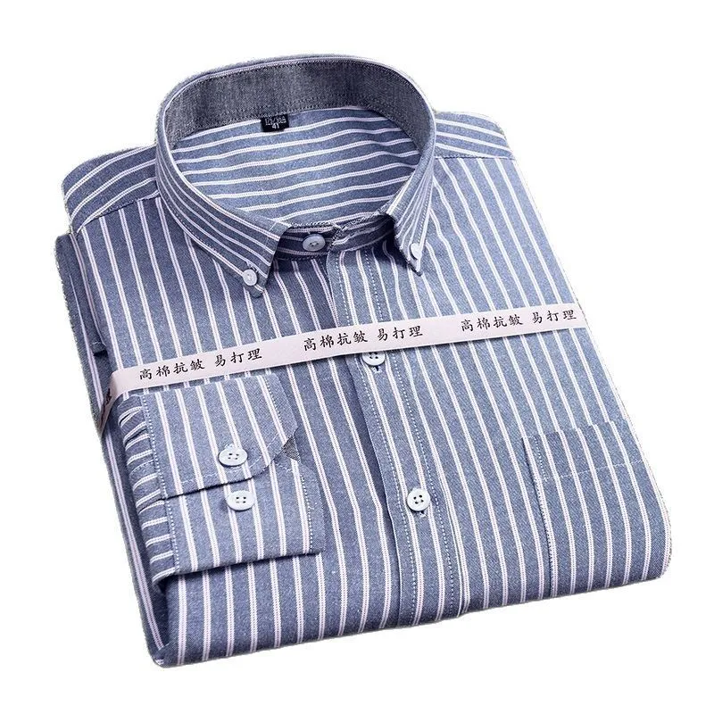Chemises décontractées pour hommes de haute qualité Oxford pour hommes à carreaux rayé poche plaquée à manches longues coupe régulière confortable décontracté col boutonné chemise en coton 230321