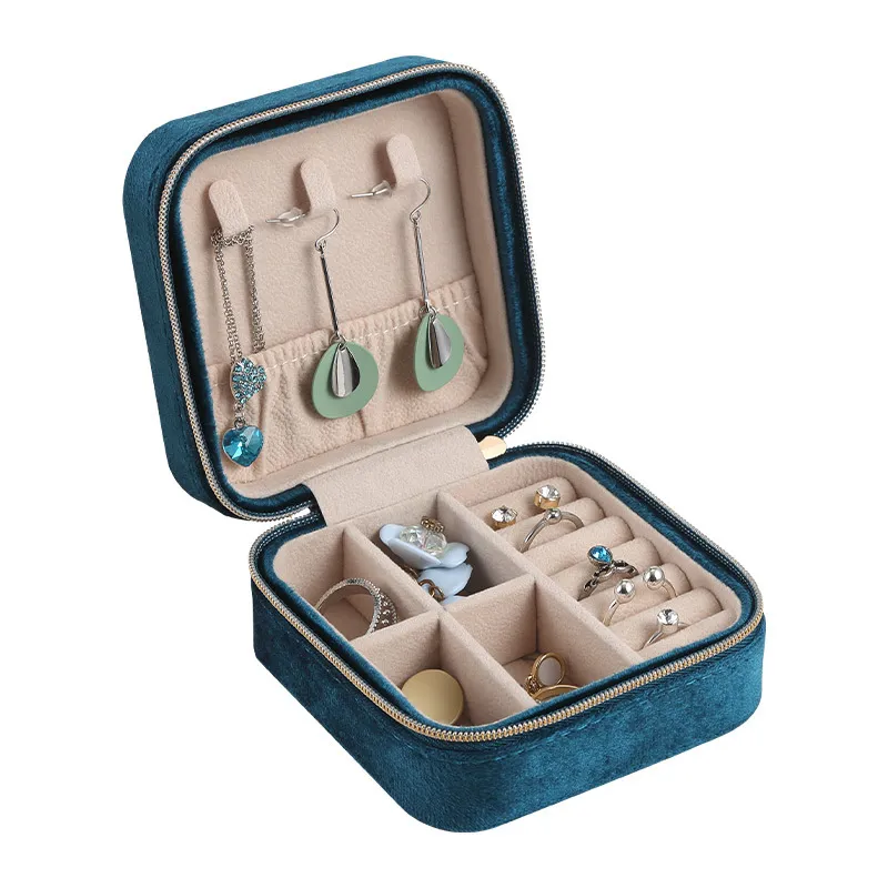 Mini Portagioie Da Viaggio In Pelle – Organizer Portatile Per Anelli E Collane – Regalo Donna (Bordeaux) - 5