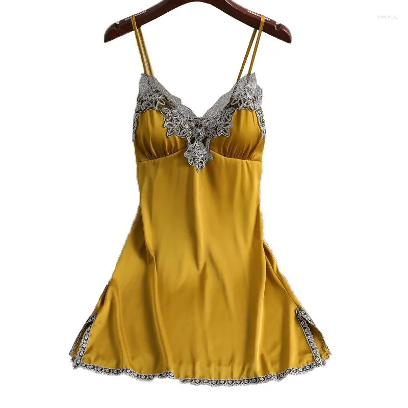 Casual jurken 2023 Zomer Women Dress Vestidos Sexy Ice Silk Suspender Nachtdress met borstkussen Pyjama's Home Service Vrouw