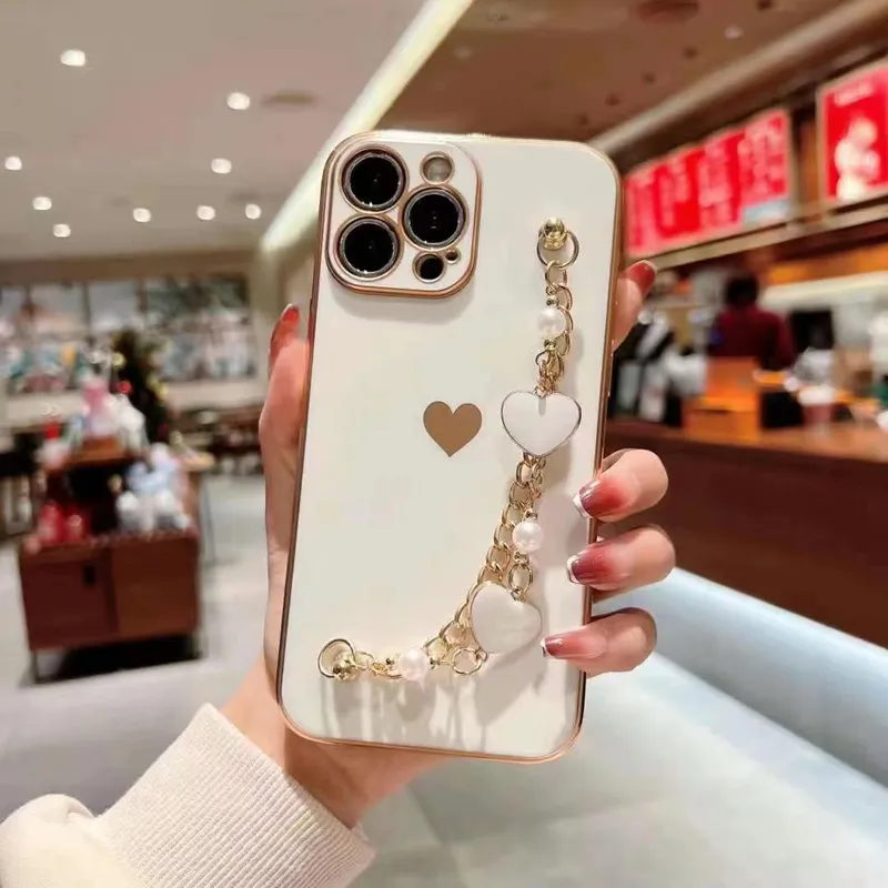 Plating Heart Love Bracelet Phone Case For iPhone 15 Pro Max 11 12 13 14 Pro  Max XR XS Max 7 8 Plus INS Style Soft Bumper Cover