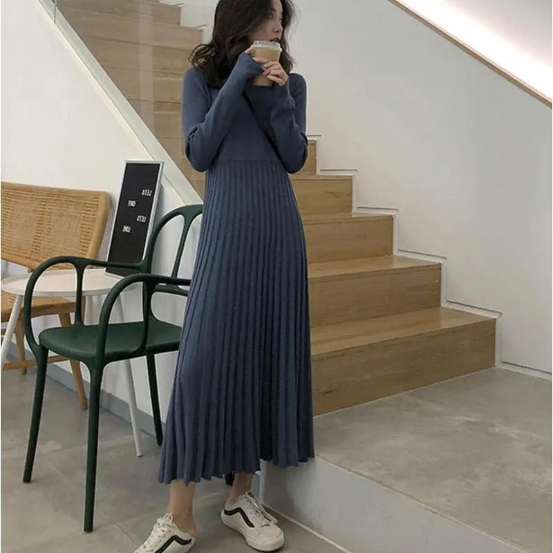 Casual Dresses Sweater Women Pleated Dress Autumn Winter Long Sleeve Knitted Maxi