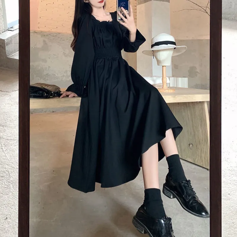 Black Vintage Long Sleeve dress for Women - Elegant Square Collar Oversized Casual Robe for Spring and Autumn - Streetwear byHOUZHOU (240822) Black Vintage Long Sleeve dress for Women - Elegant Square Collar Oversized Casual Robe for Spring and Autumn - Streetwear byHOUZHOU (240822)