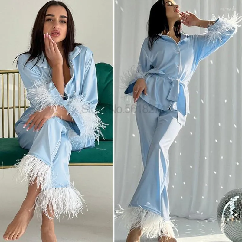 女性用スリープウェアスカイブルーパジャマは羽毛ボタンダウンサテンの家の衣服長いナイトウェアラウンジウェア付きファムナイトガウンを注ぐ