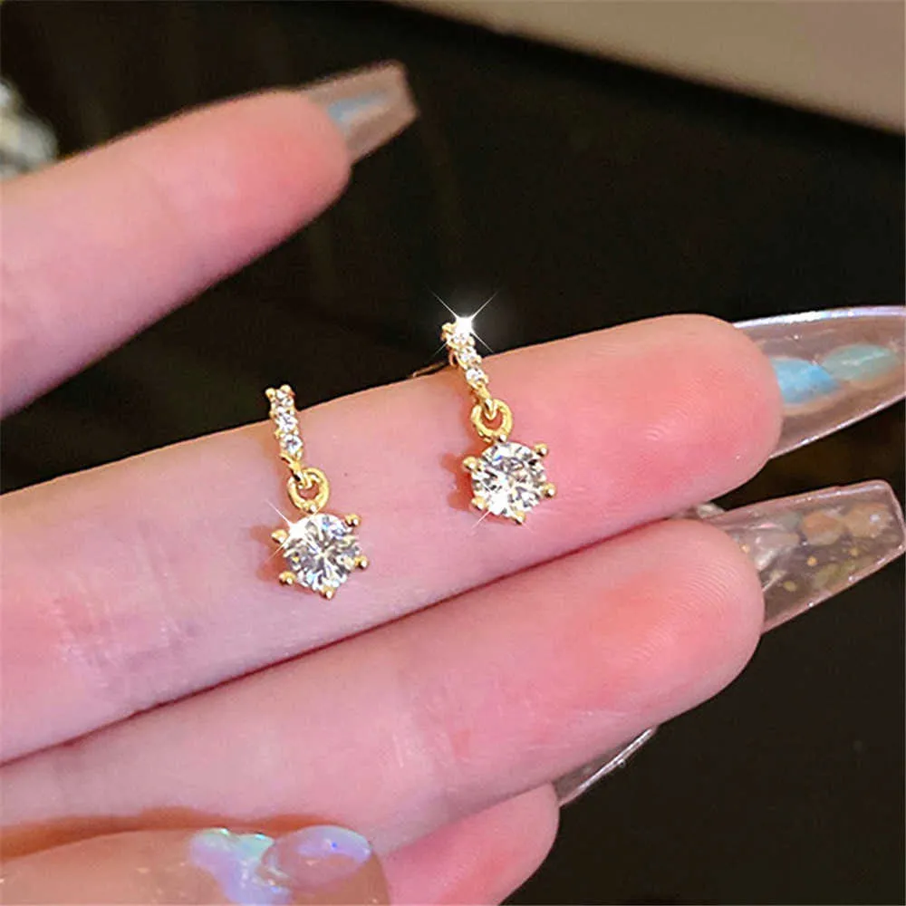 Charm S925 Silver Needle Exquisite Simple Compact Zircon Earrings Feminine Temperament High-End Earrings Net Red Earrings Wholesale G230320